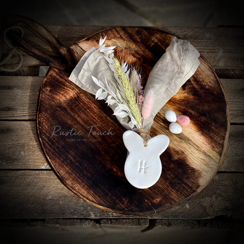 Easter Bunny personalised tag.
