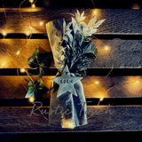 Small dried toppers/Napkin posies